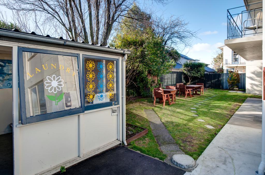 At The Right Place Christchurch Exterior foto
